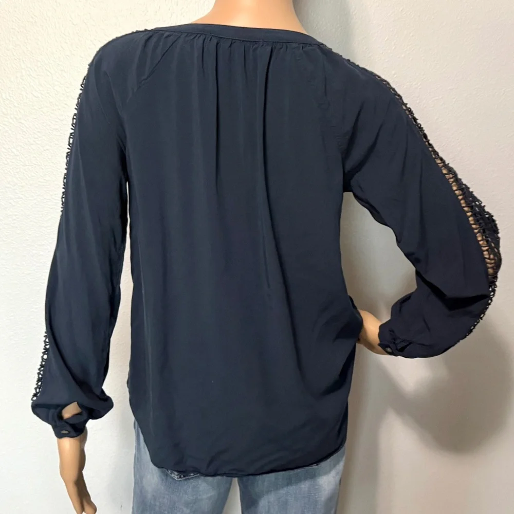 LOFT Women’s Top (Size XS) - Picture 6 of 10